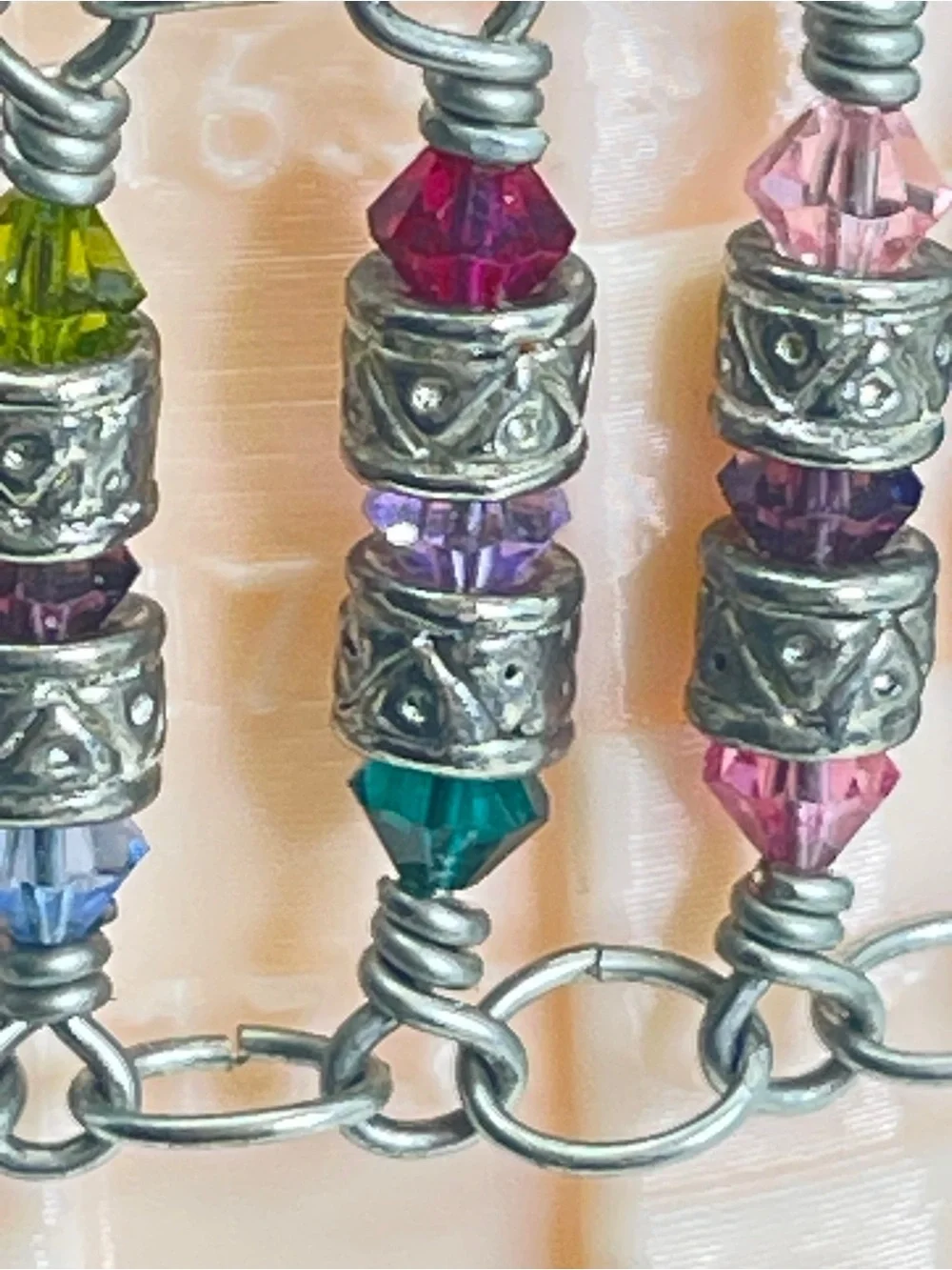 Vintage Multicolor Beaded Chain Bracelet - Silver Tone magnetic closure